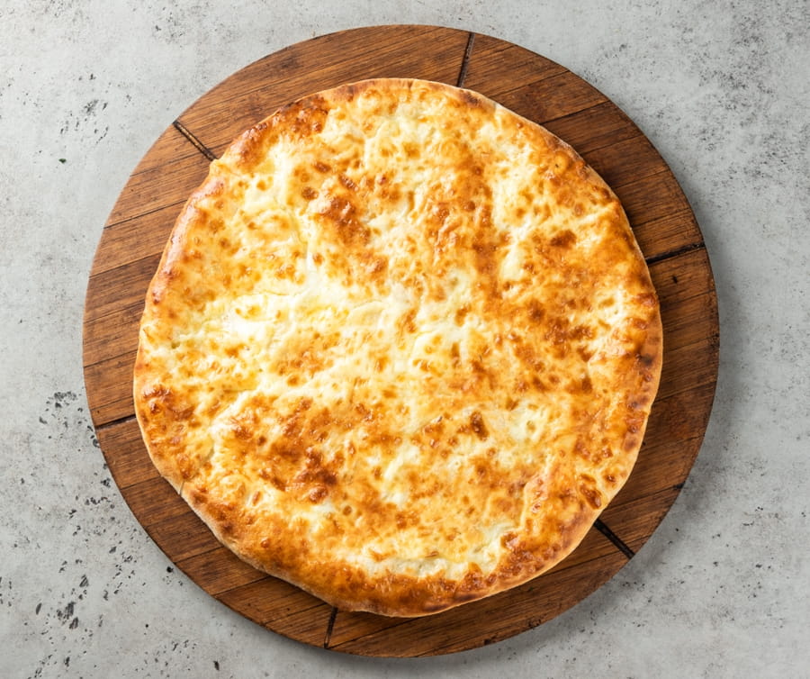 Хачапури по-грузински 2 сыра